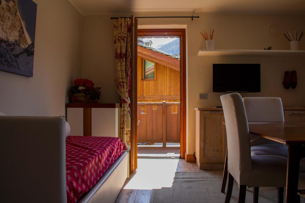 Maison Carrel Elegant 4 Breuil-Cervinia Extérieur photo